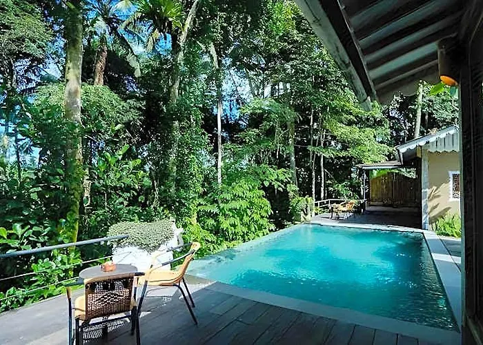 Pramana Giri Kusuma 4*